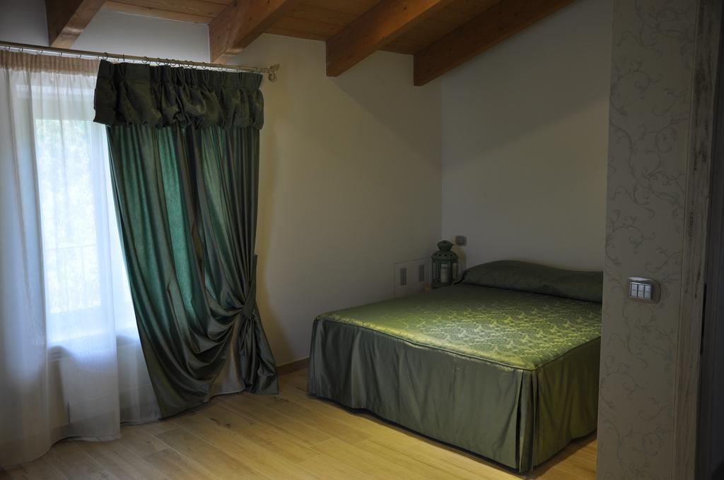 Res Nova Il Colle Guest House Portaria Екстериор снимка